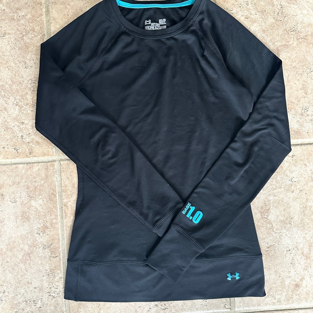 Under Armour Black Fitted Top